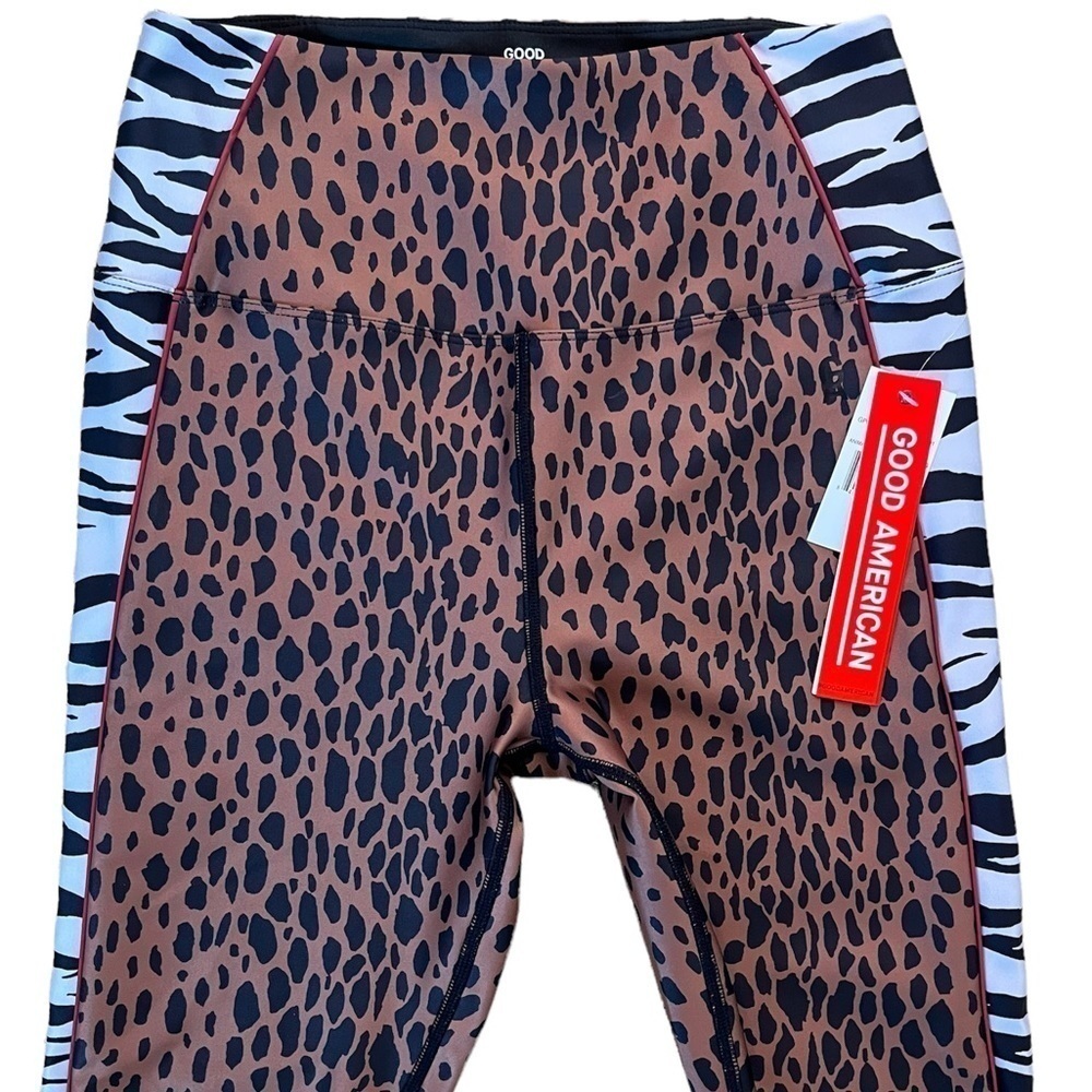 GOOD AMERICAN NWT Animal Mixed Block Leggings Size Medium in Animal Print - Picture 5 of 16